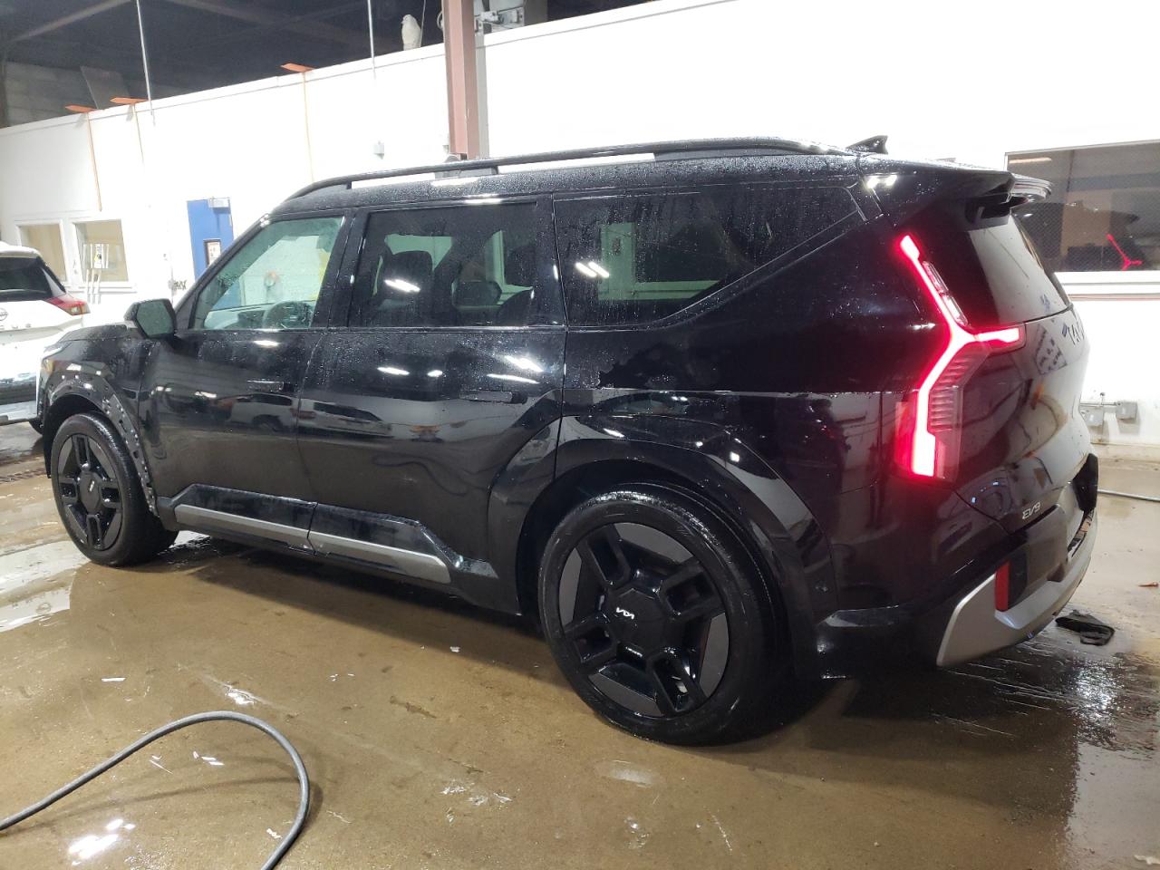 2024 KIA EV9 GT LINE VIN:KNDAEFS58R6021920