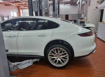 2020 Porsche Panamera VIN: