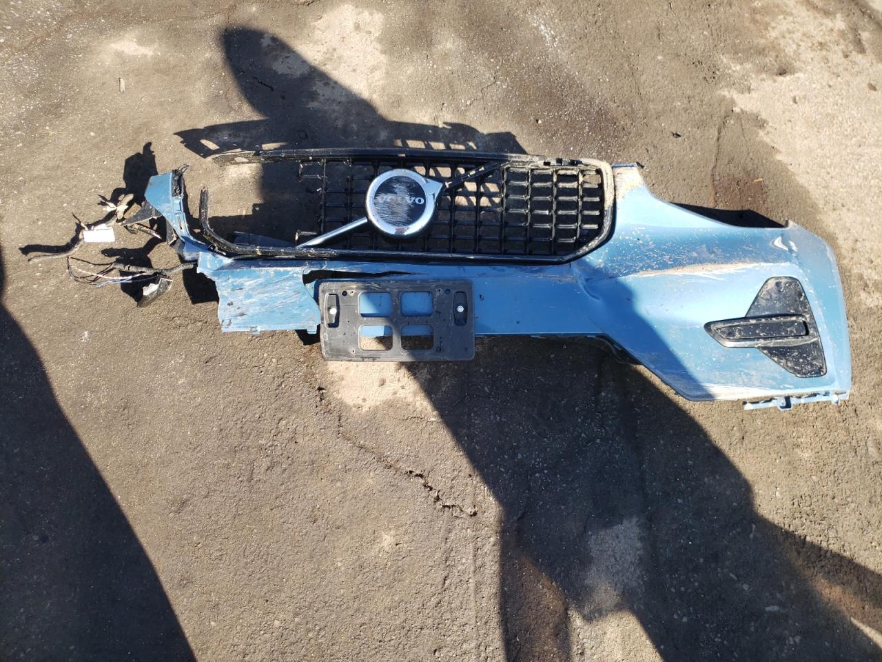 2024 VOLVO XC40 CORE VIN:YV4L12UK3R2208017