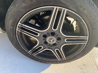 2017 Mercedes-Benz E 220 VIN: