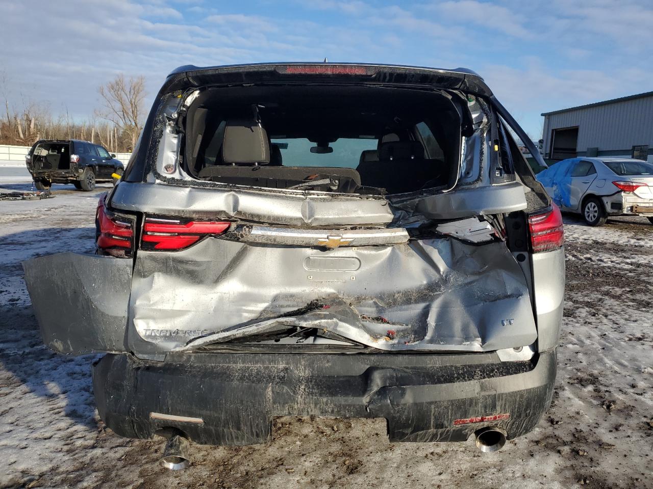2023 CHEVROLET TRAVERSE LT VIN:1GNEVHKW3PJ325681