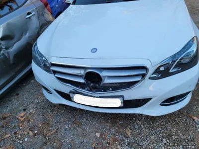 2016 Mercedes-Benz E 250 932KMWDDHF9HB7GB2 VIN:932KMWDDHF9HB7GB2