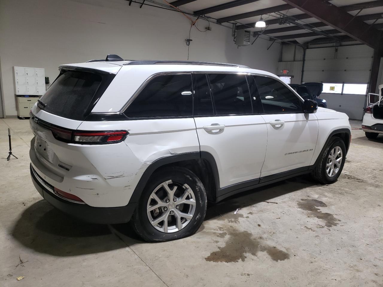 2023 JEEP GRAND CHEROKEE LIMITED VIN:1C4RJHBG1PC503476