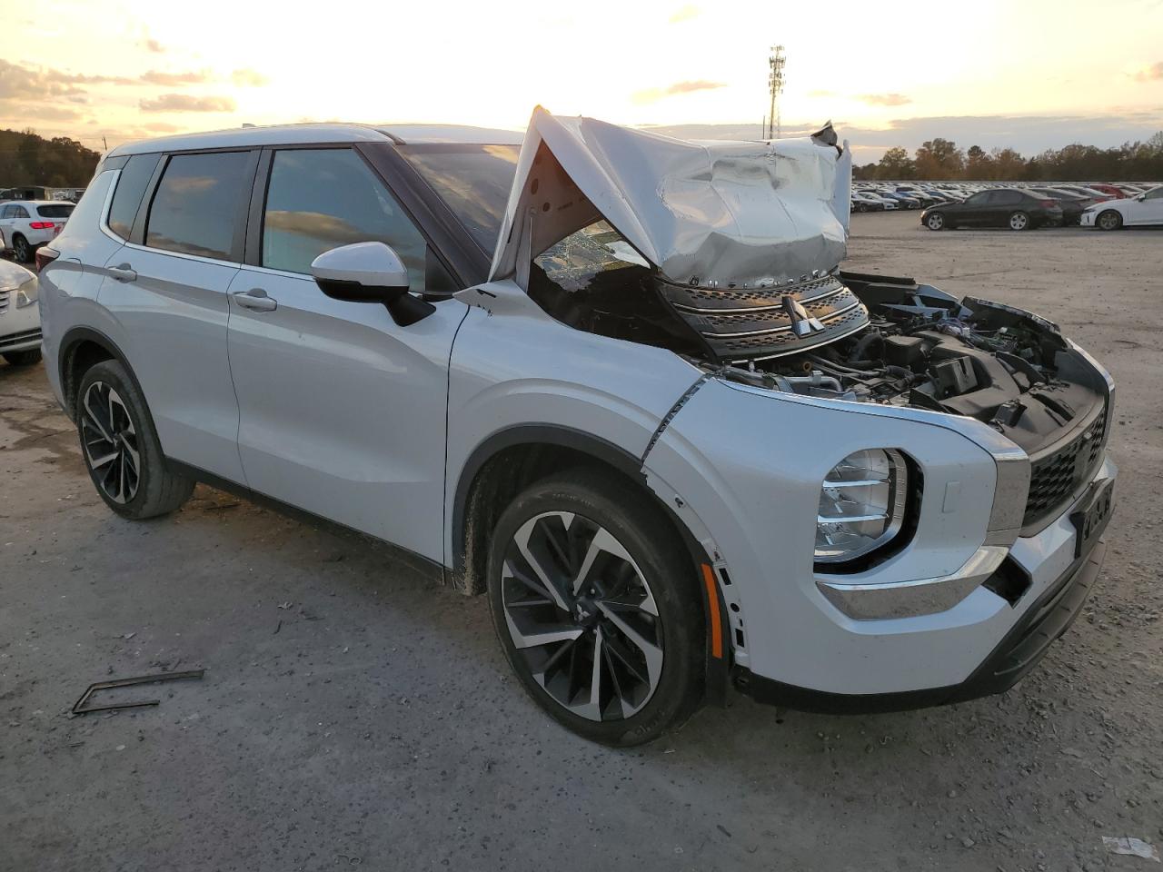 2022 MITSUBISHI OUTLANDER ES VIN:JA4J4TA80NZ048531