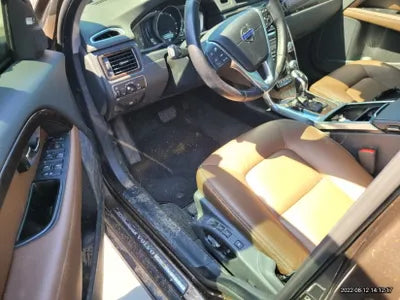 2015 Volvo XC70 VIN: