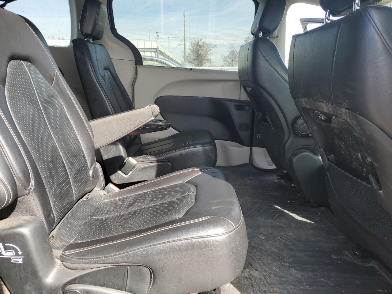 2022 CHRYSLER PACIFICA TOURING L VIN:2C4RC1BGXNR118116