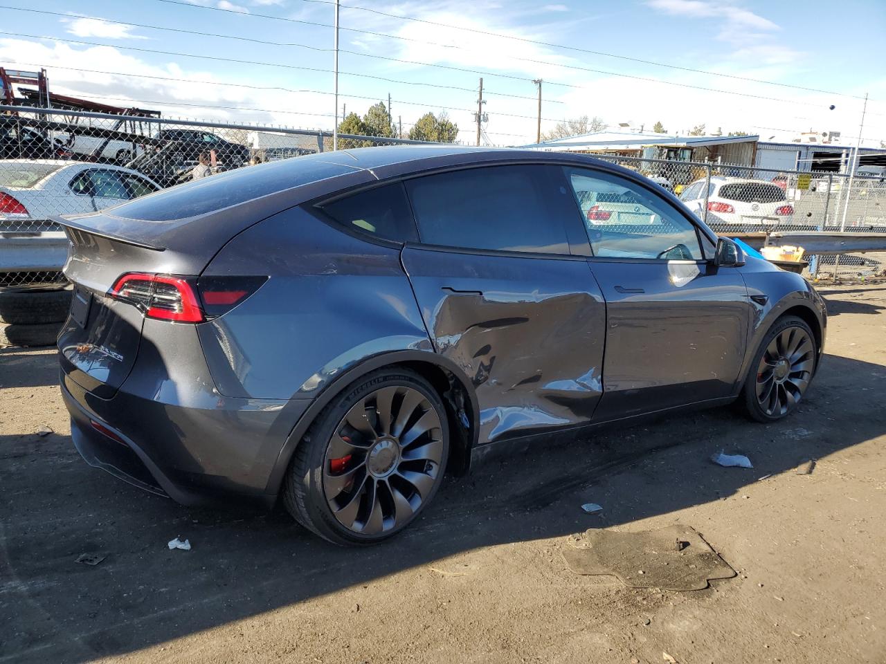 2023 TESLA MODEL Y  VIN:7SAYGDEF7PF916966