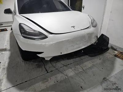 2020 Tesla Model 3 VIN: