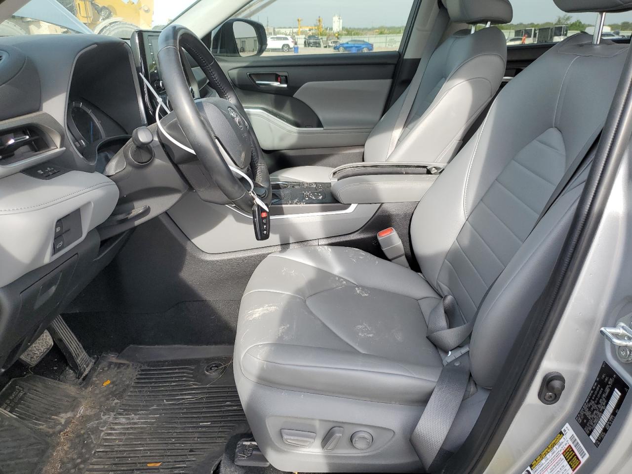 2022 TOYOTA HIGHLANDER HYBRID XLE VIN:5TDGBRCH5NS538695