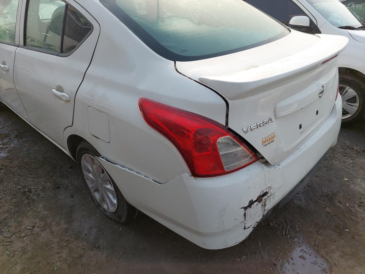 2017 NISSAN VERSA VIN:3N1CN7AP4HL******
