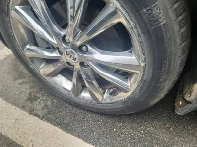 2020 Kia Carnival KNAMC81ABLS635623 VIN:KNAMC81ABLS635623