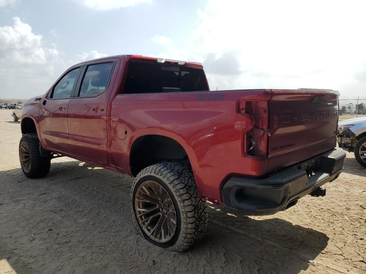 2022 CHEVROLET SILVERADO K1500 LT TRAIL BOSS VIN:3GCUDFET4NG605427