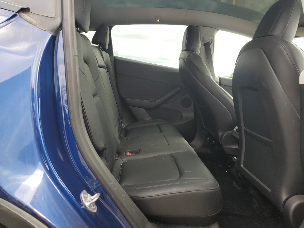 2022 TESLA MODEL Y  VIN:7SAYGDEEXNF325289