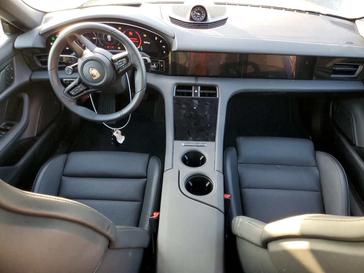 2024 PORSCHE TAYCAN  VIN:WP0AA2Y10RSA10283