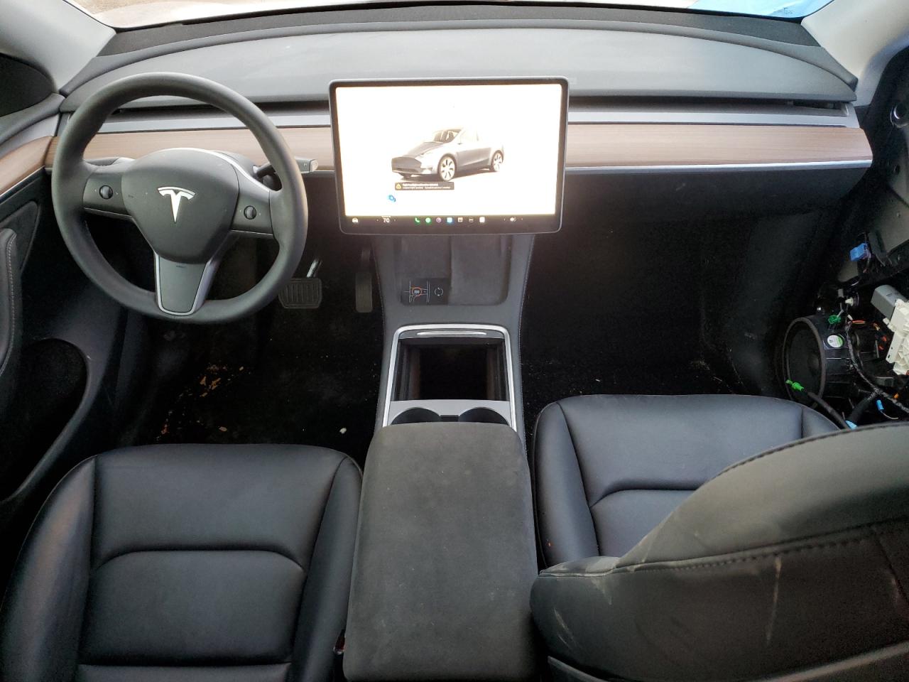2023 TESLA MODEL Y  VIN:7SAYGDEE7PF706519