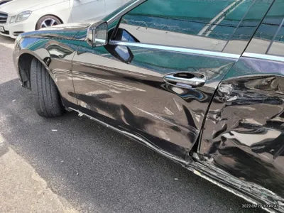 2015 Mercedes-Benz E 220 VIN: