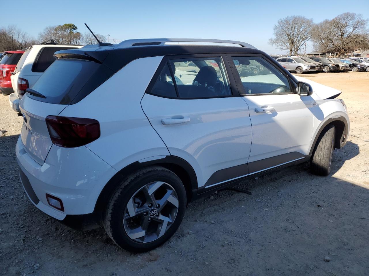 2024 HYUNDAI VENUE SEL VIN:KMHRC8A37RU295377