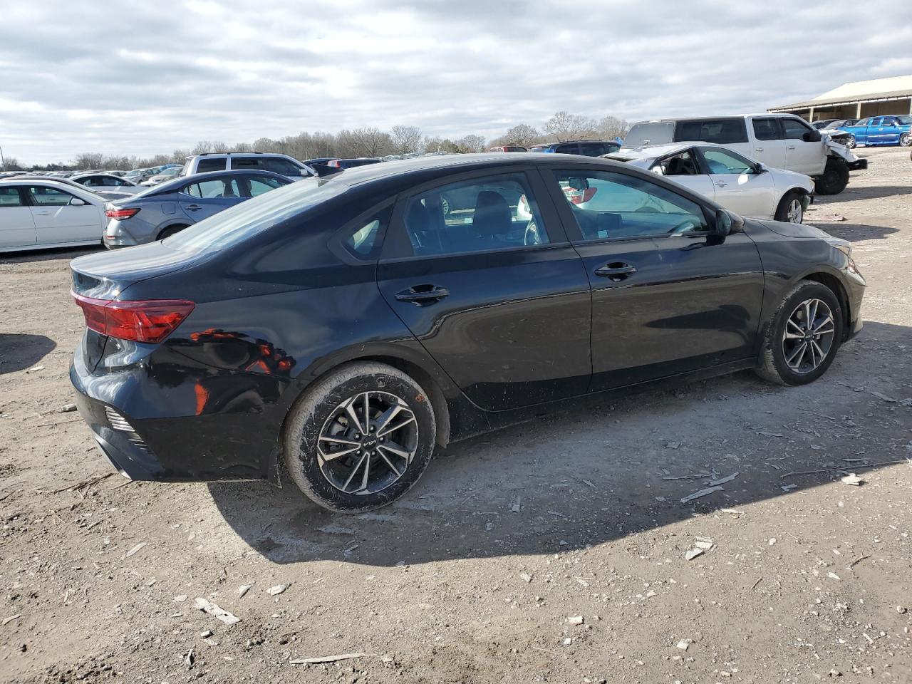 2024 KIA FORTE LX VIN:3KPF24AD7RE797252