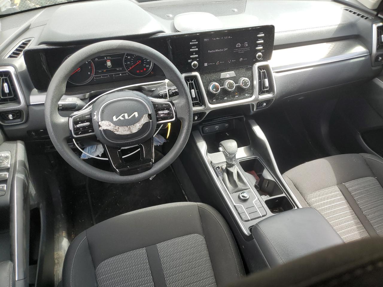 2022 KIA SORENTO LX VIN:5XYRG4LC4NG123933