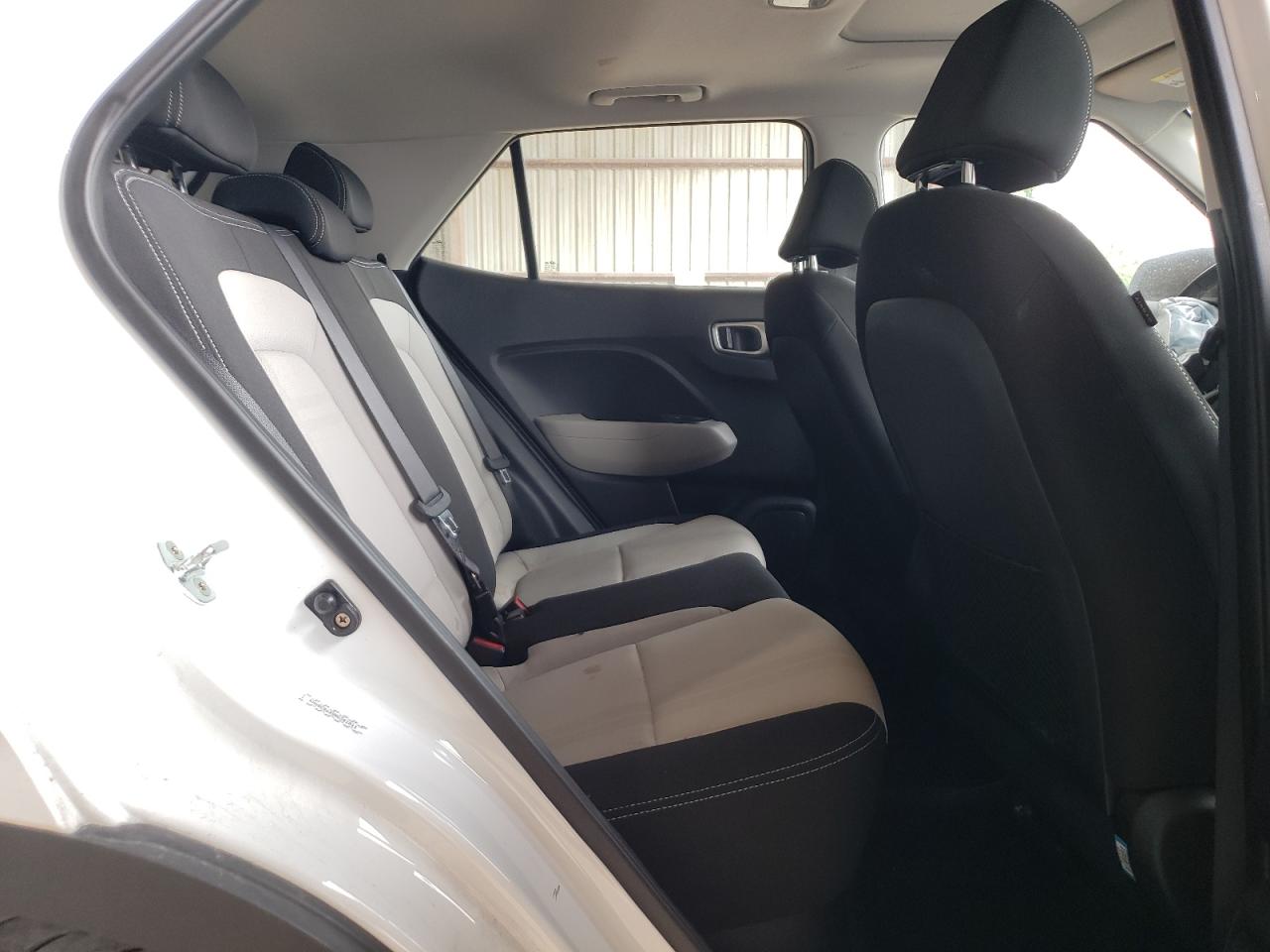 2022 HYUNDAI VENUE SEL VIN:KMHRC8A39NU201011