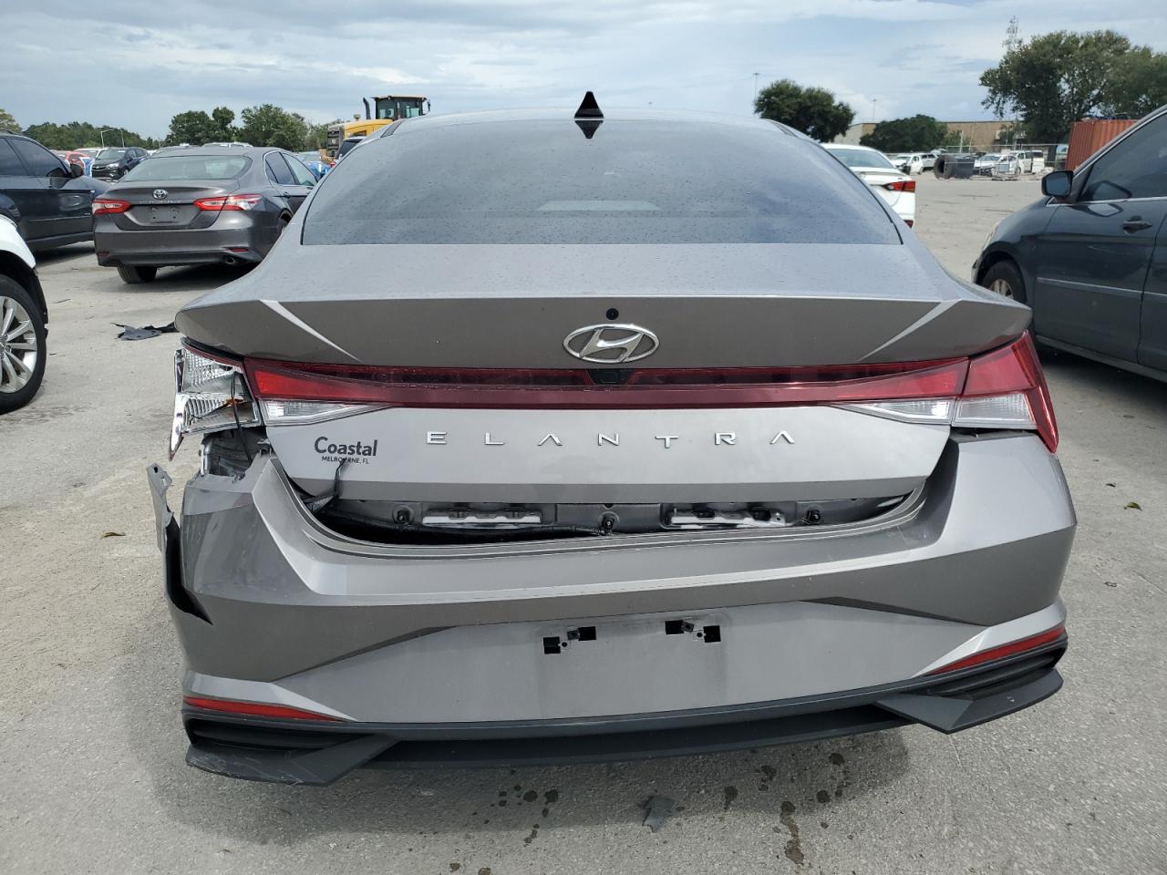 2022 HYUNDAI ELANTRA SEL VIN:KMHLS4AG5NU273697