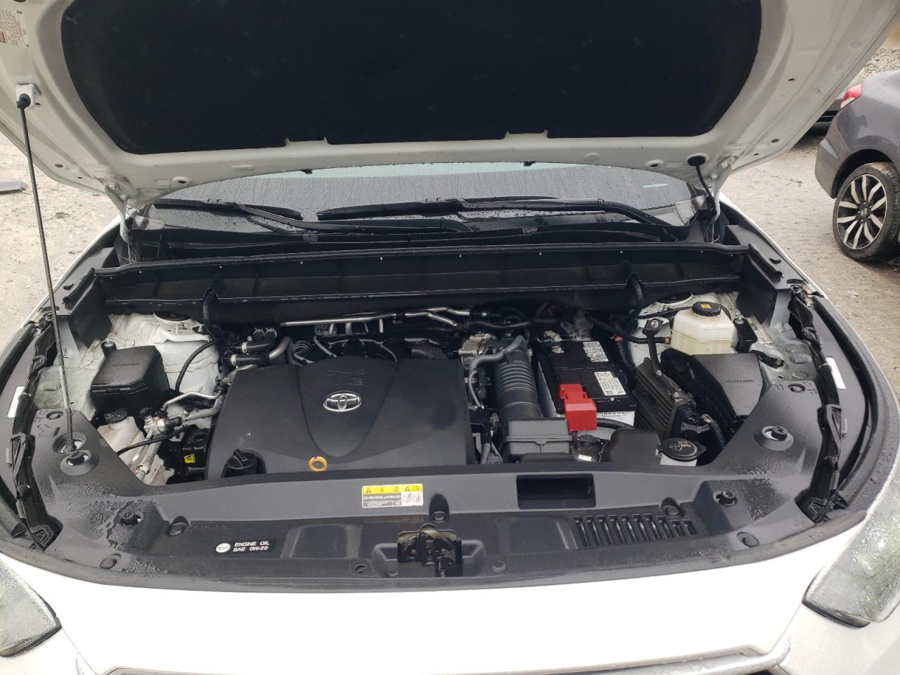 2022 TOYOTA HIGHLANDER XLE VIN:5TDGZRBHXNS579496