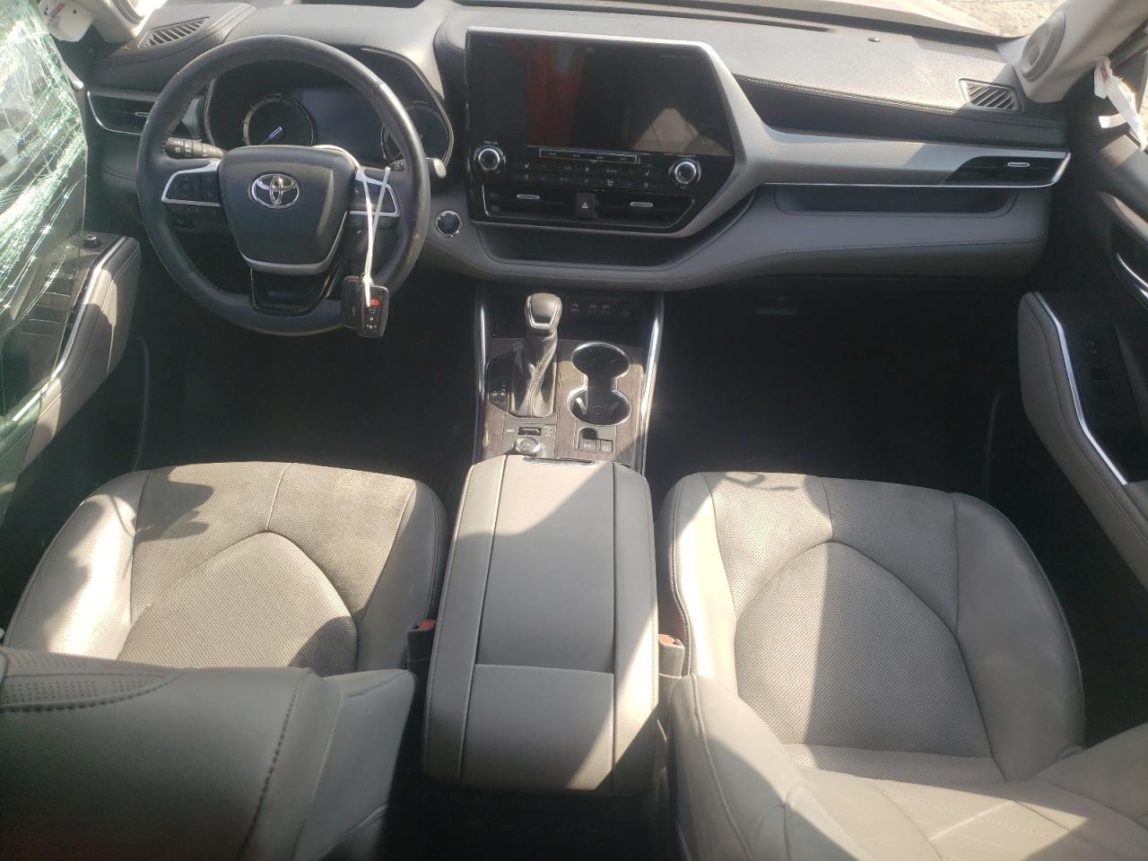 2022 TOYOTA HIGHLANDER PLATINUM VIN:5TDFZRBH6NS175753
