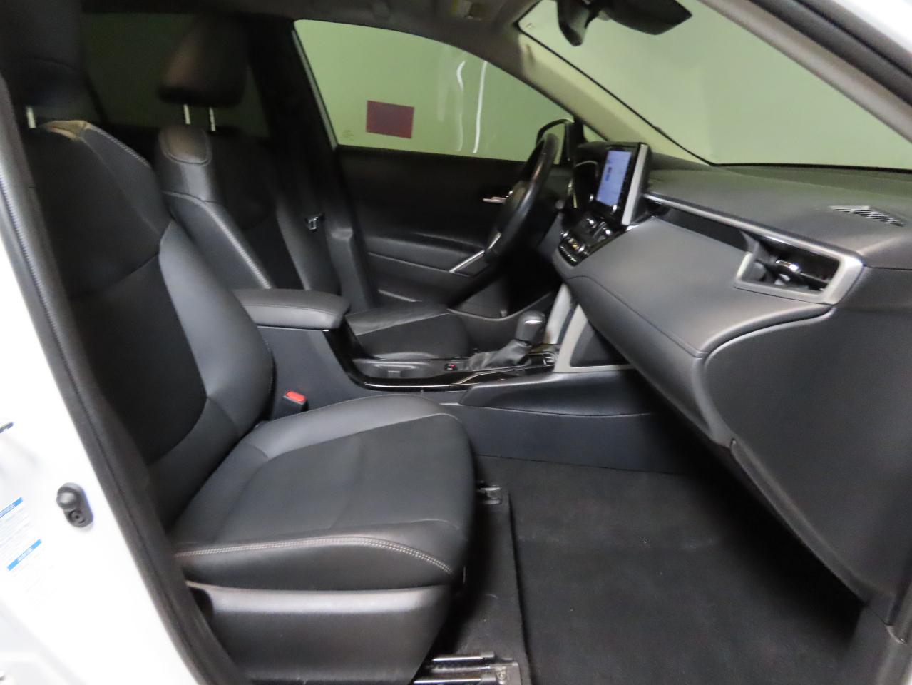 2022 TOYOTA COROLLA CROSS XLE VIN:7MUDAABG8NV032932