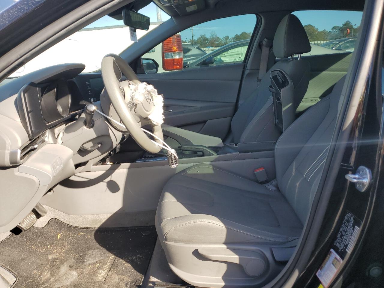 2022 HYUNDAI ELANTRA SEL VIN:KMHLM4AG3NU339884