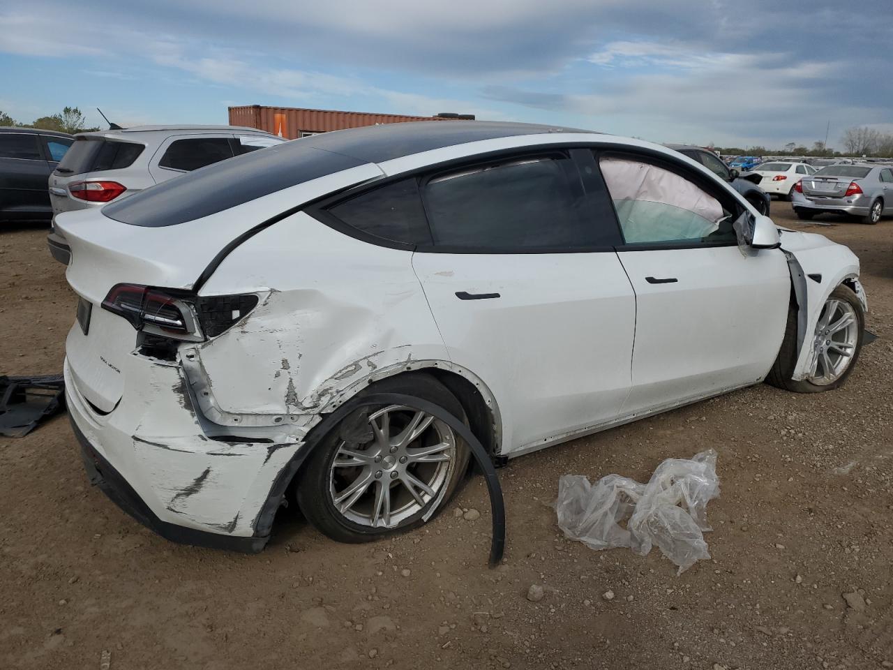 2023 TESLA MODEL Y  VIN:7SAYGDEE5PF623865