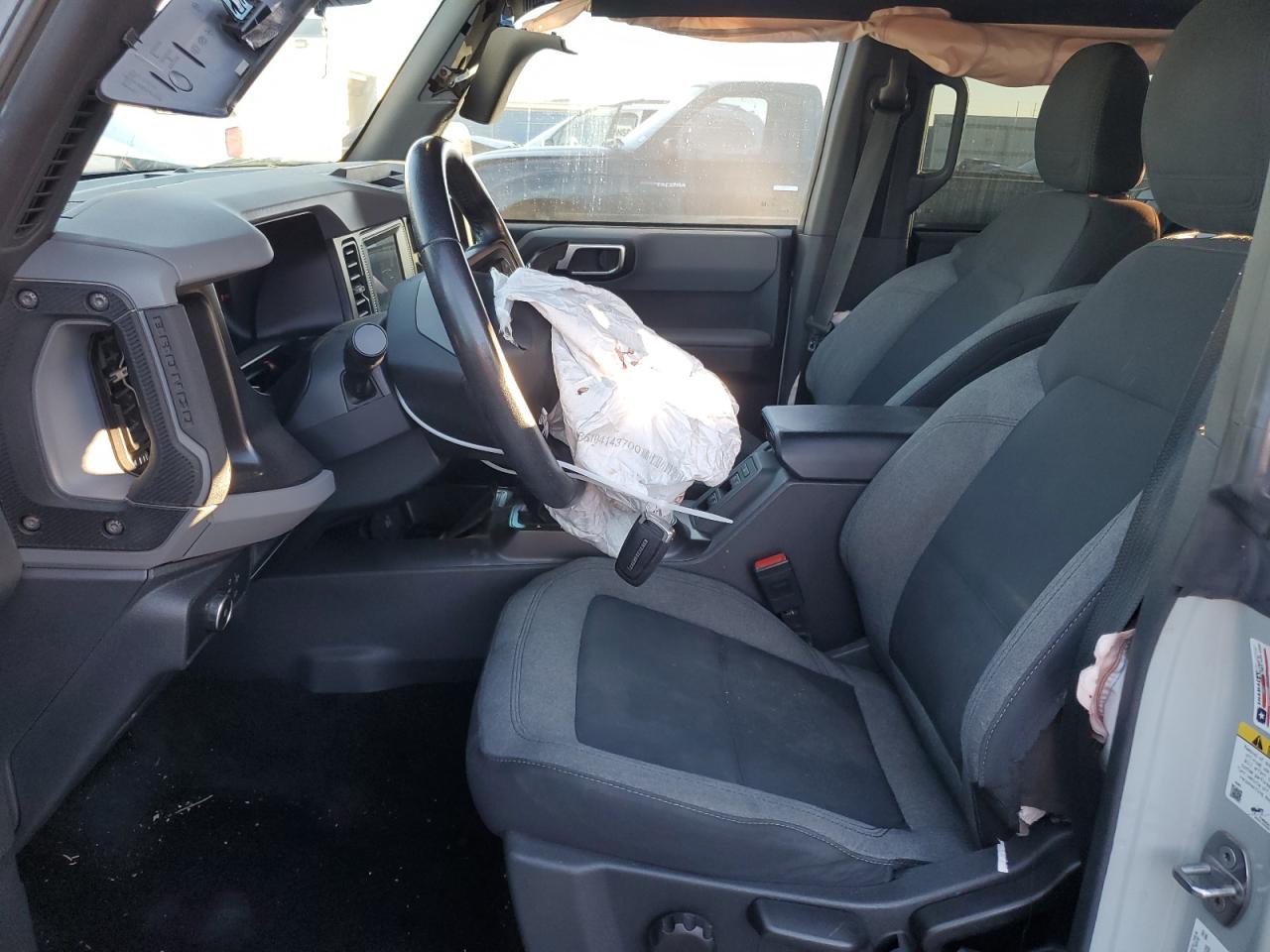 2022 FORD BRONCO BASE VIN:1FMDE5BH3NLA99823