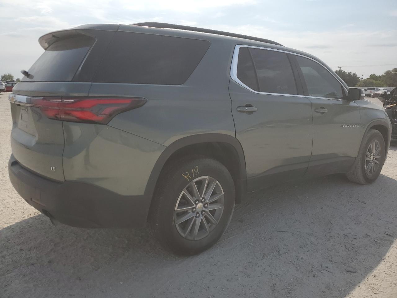 2022 CHEVROLET TRAVERSE LT VIN:1GNEVHKW7NJ114108
