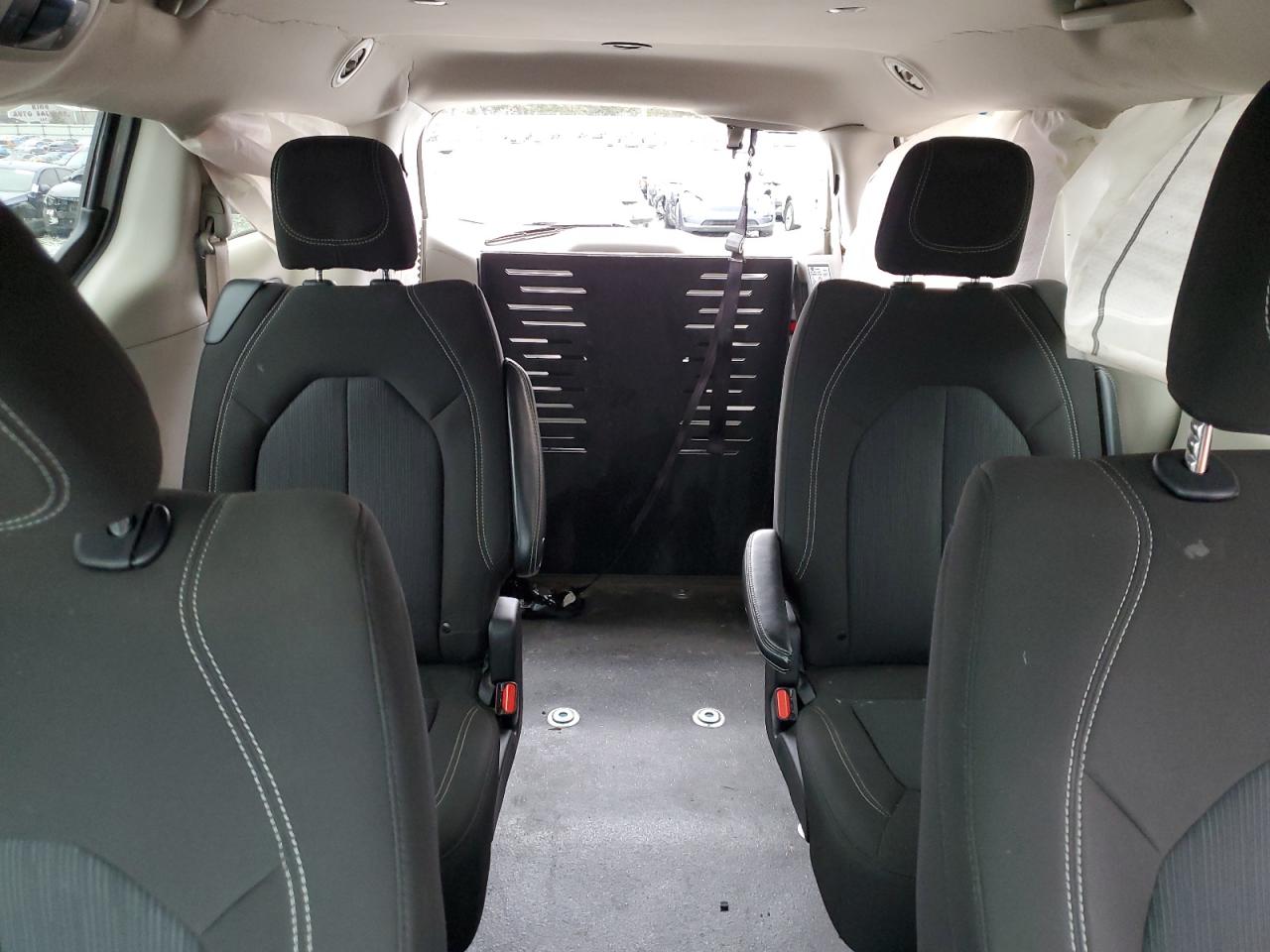 2022 CHRYSLER VOYAGER LX VIN:2C4RC1CG3NR171822