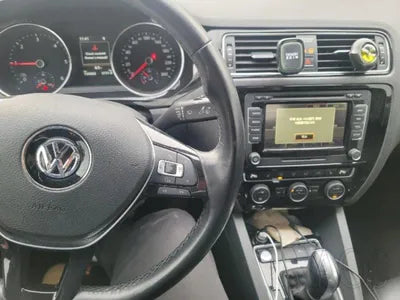 2015 Volkswagen Jetta VIN: