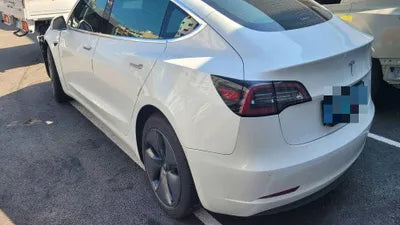2019 Tesla Model 3 VIN: