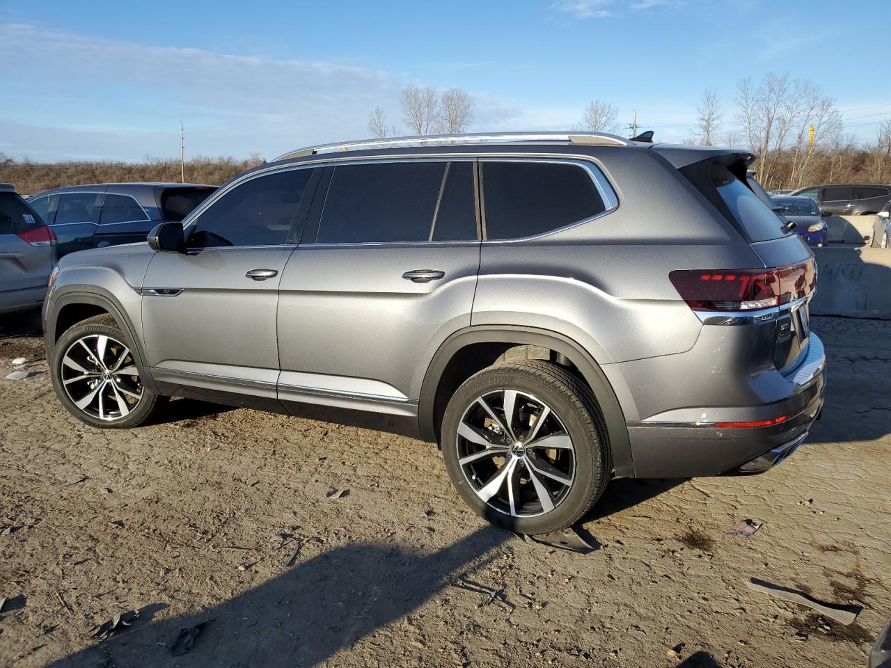 2024 VOLKSWAGEN ATLAS SEL PREMIUM R-LINE VIN:1V2FR2CA2RC541545