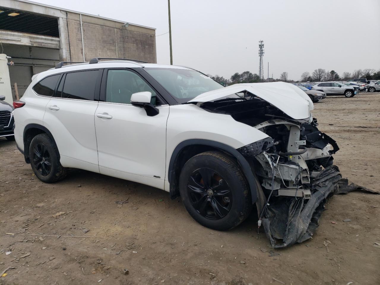 2022 TOYOTA HIGHLANDER HYBRID XLE VIN:5TDABRCH7NS538252