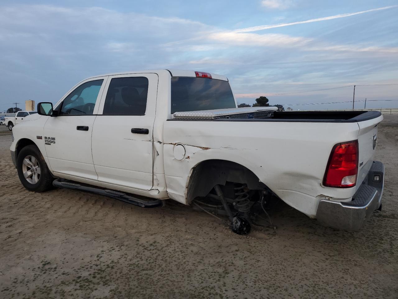 2022 RAM 1500 CLASSIC SLT VIN:3C6RR7LT2NG406044