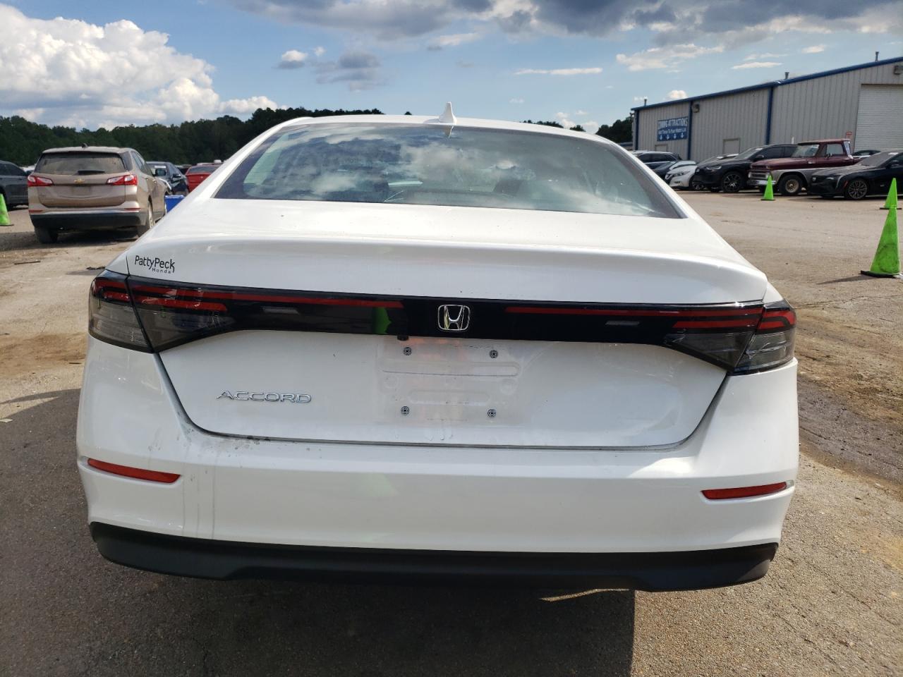2024 HONDA ACCORD EX VIN:1HGCY1F38RA065653