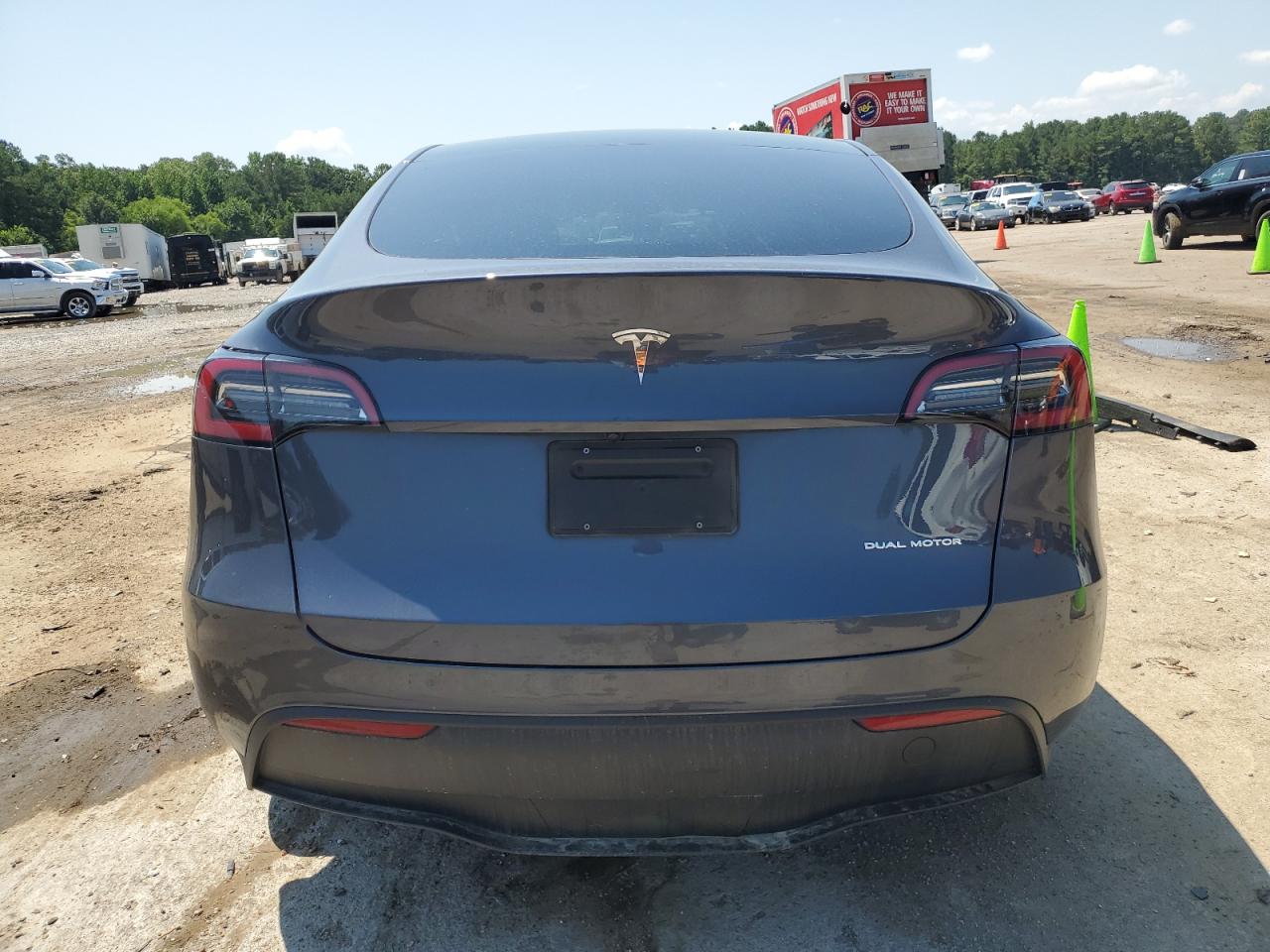 2023 TESLA MODEL Y  VIN:7SAYGDEE6PA185287