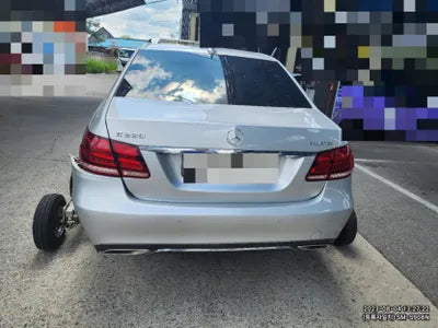 2016 Mercedes-Benz E 220 059KMWDDHF0AB6GB2 VIN:059KMWDDHF0AB6GB2