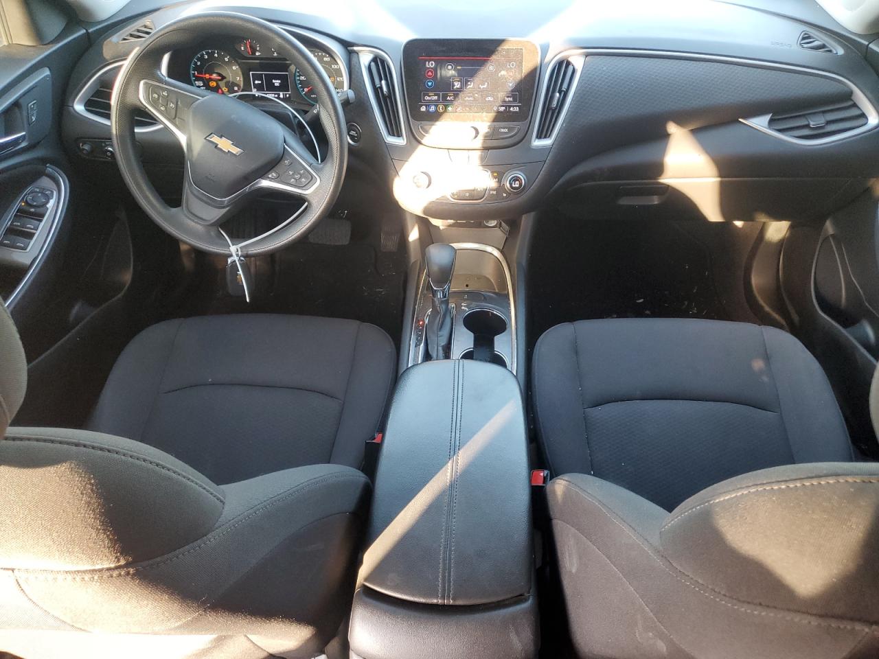 2022 CHEVROLET MALIBU LT VIN:1G1ZD5ST2NF120993