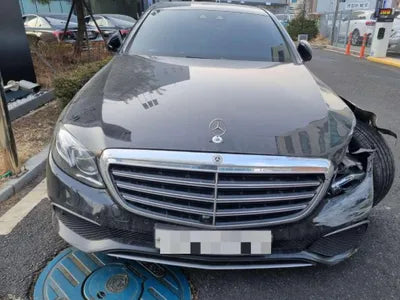 2017 Mercedes-Benz E 300 VIN: