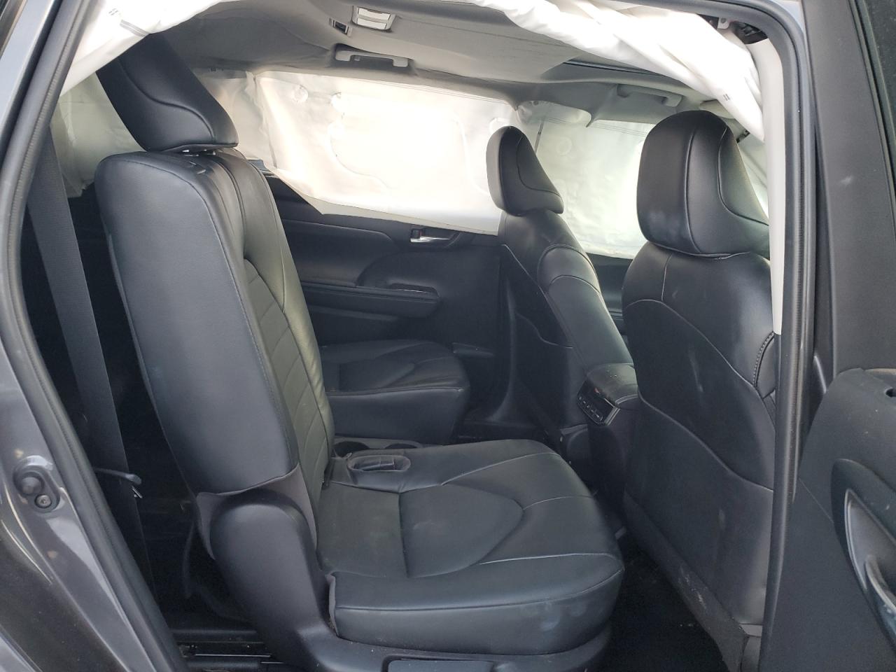 2022 TOYOTA HIGHLANDER HYBRID XLE VIN:5TDGBRCH1NS072747