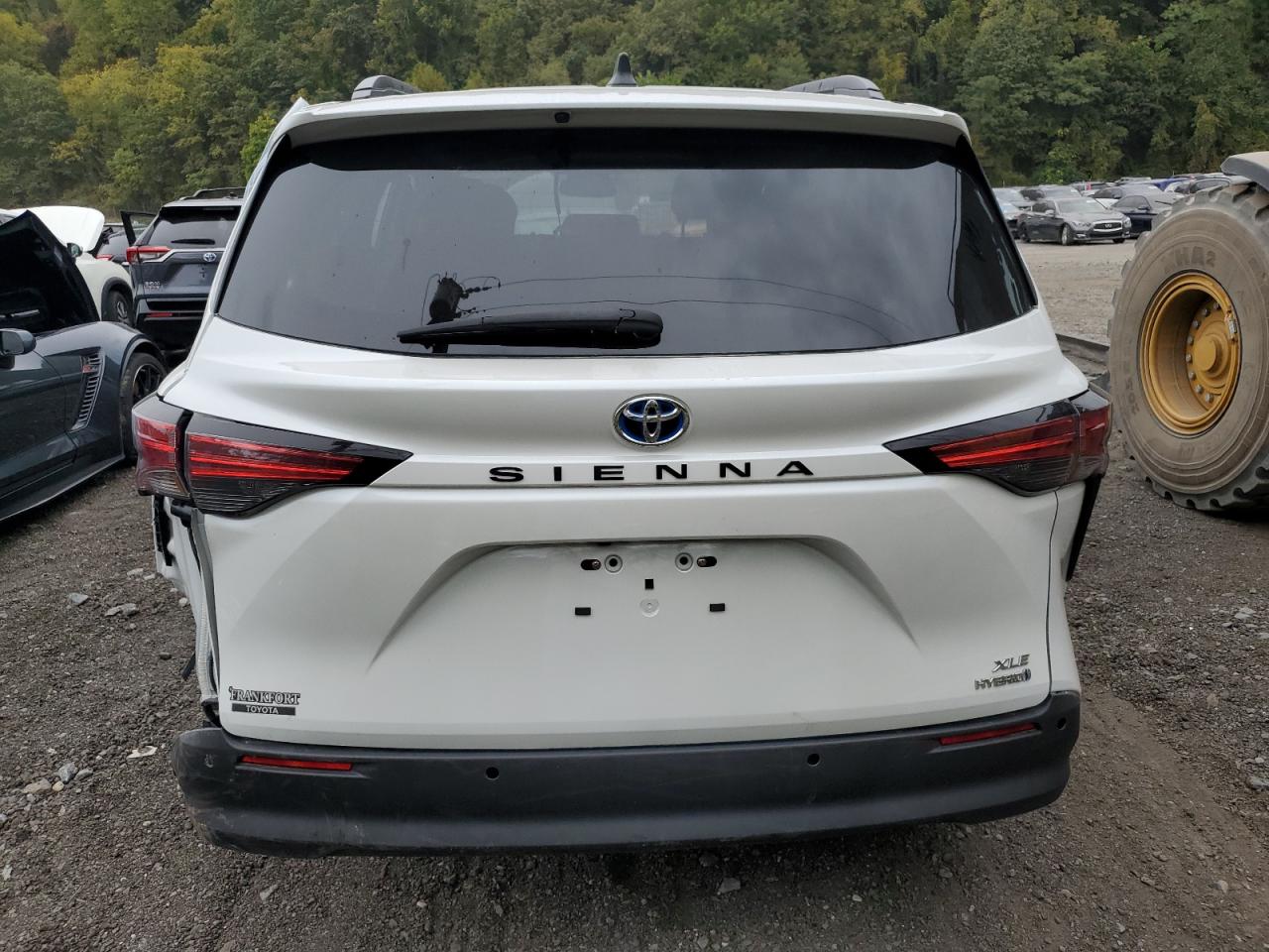 2022 TOYOTA SIENNA XLE VIN:5TDYRKECXNS119962