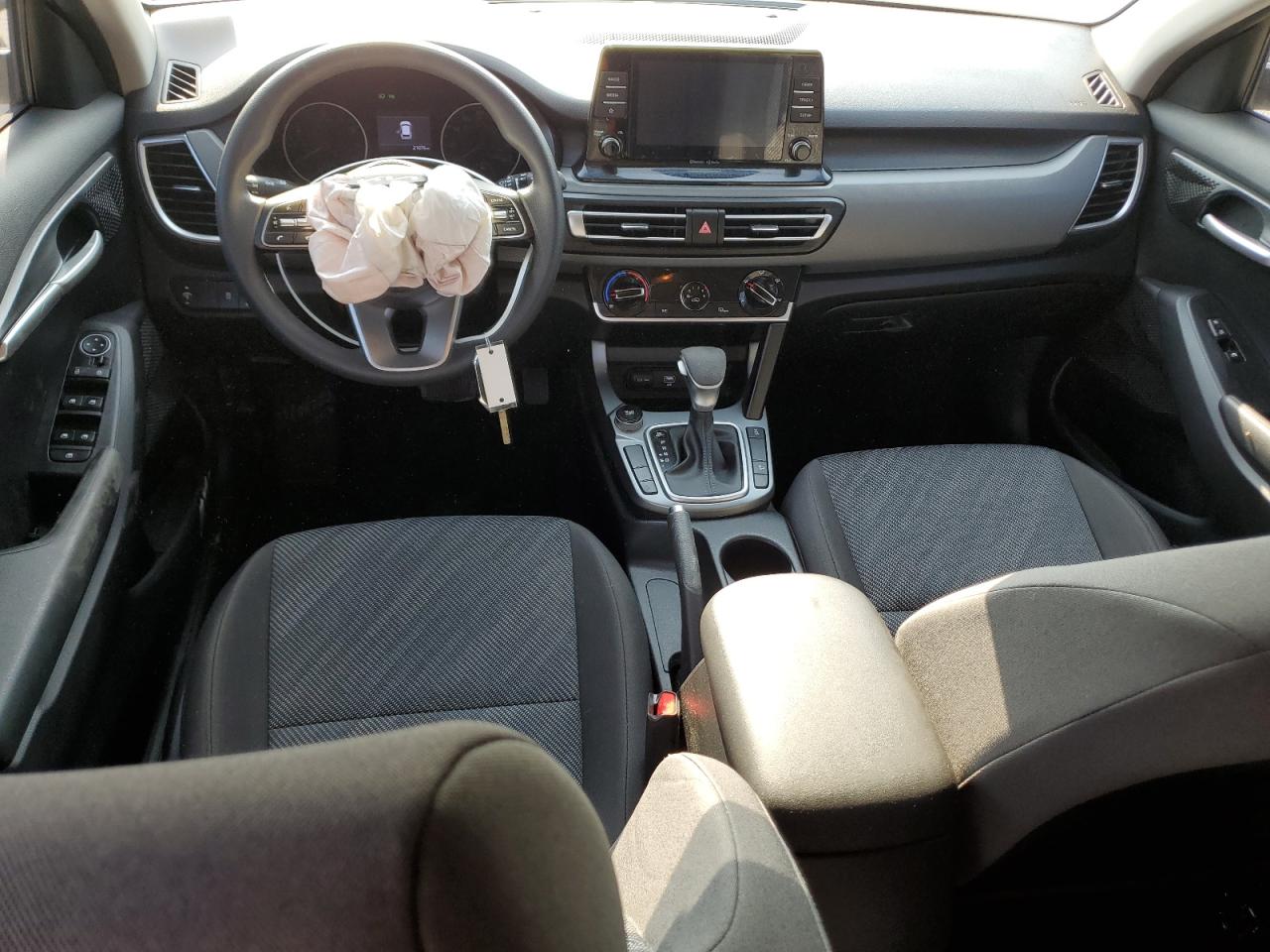 2022 KIA SELTOS LX VIN:KNDEPCAA5N7323470