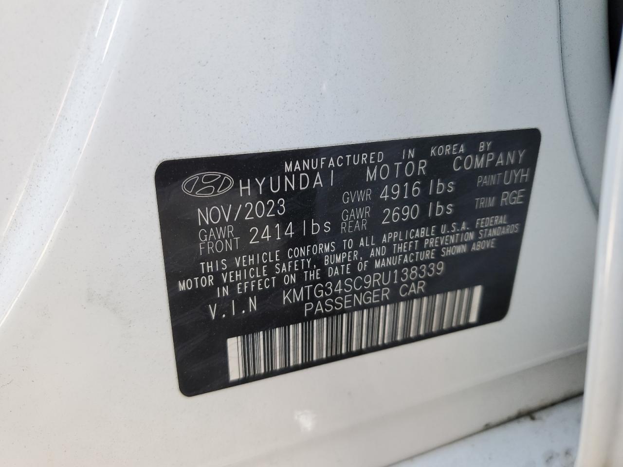 2024 GENESIS G70 BASE VIN:KMTG34SC9RU138339