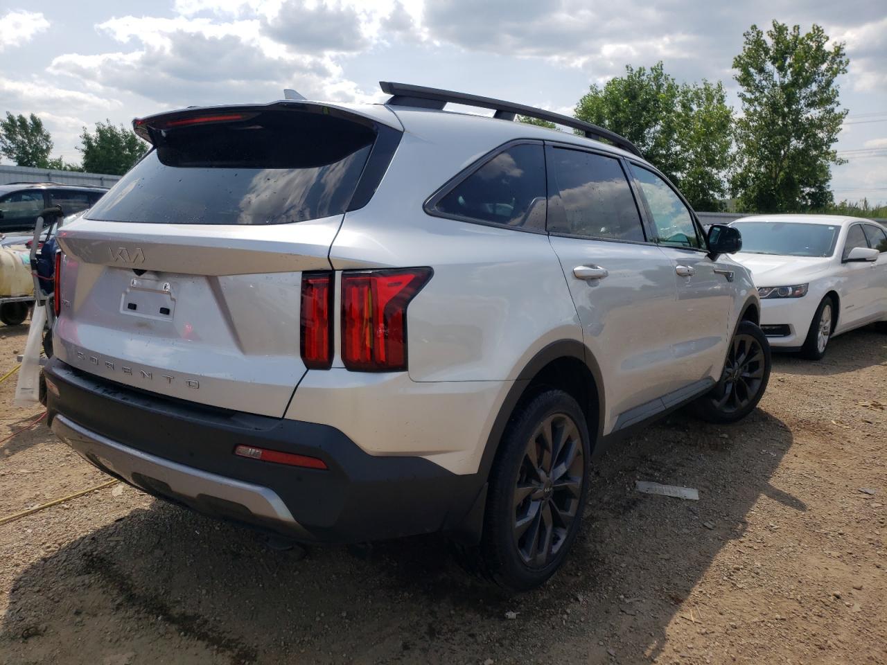 2022 KIA SORENTO SX VIN:5XYRKDLFXNG091823