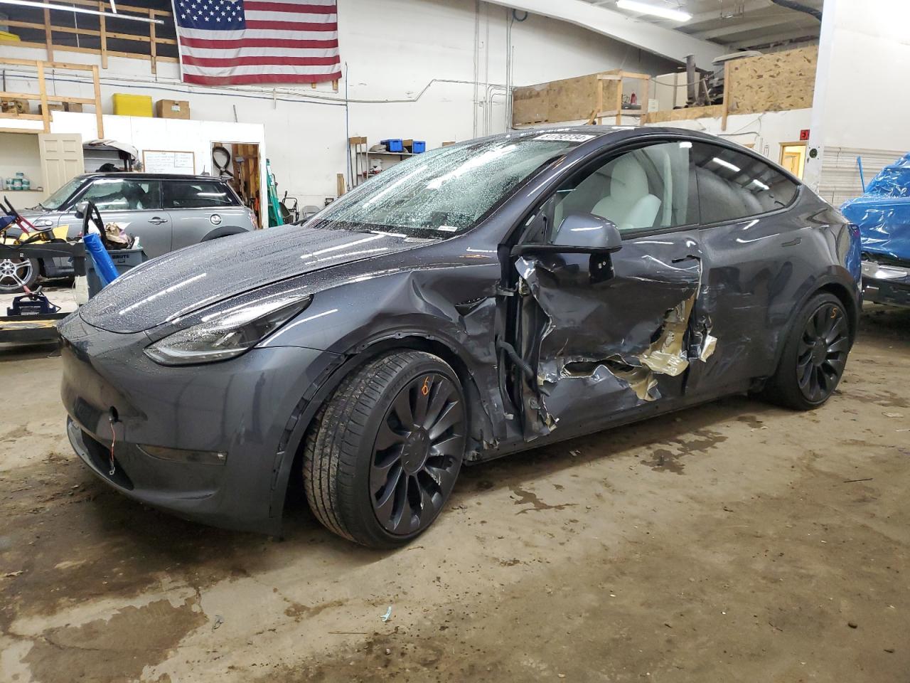 2023 TESLA MODEL Y  VIN:7SAYGDEF1PF865044