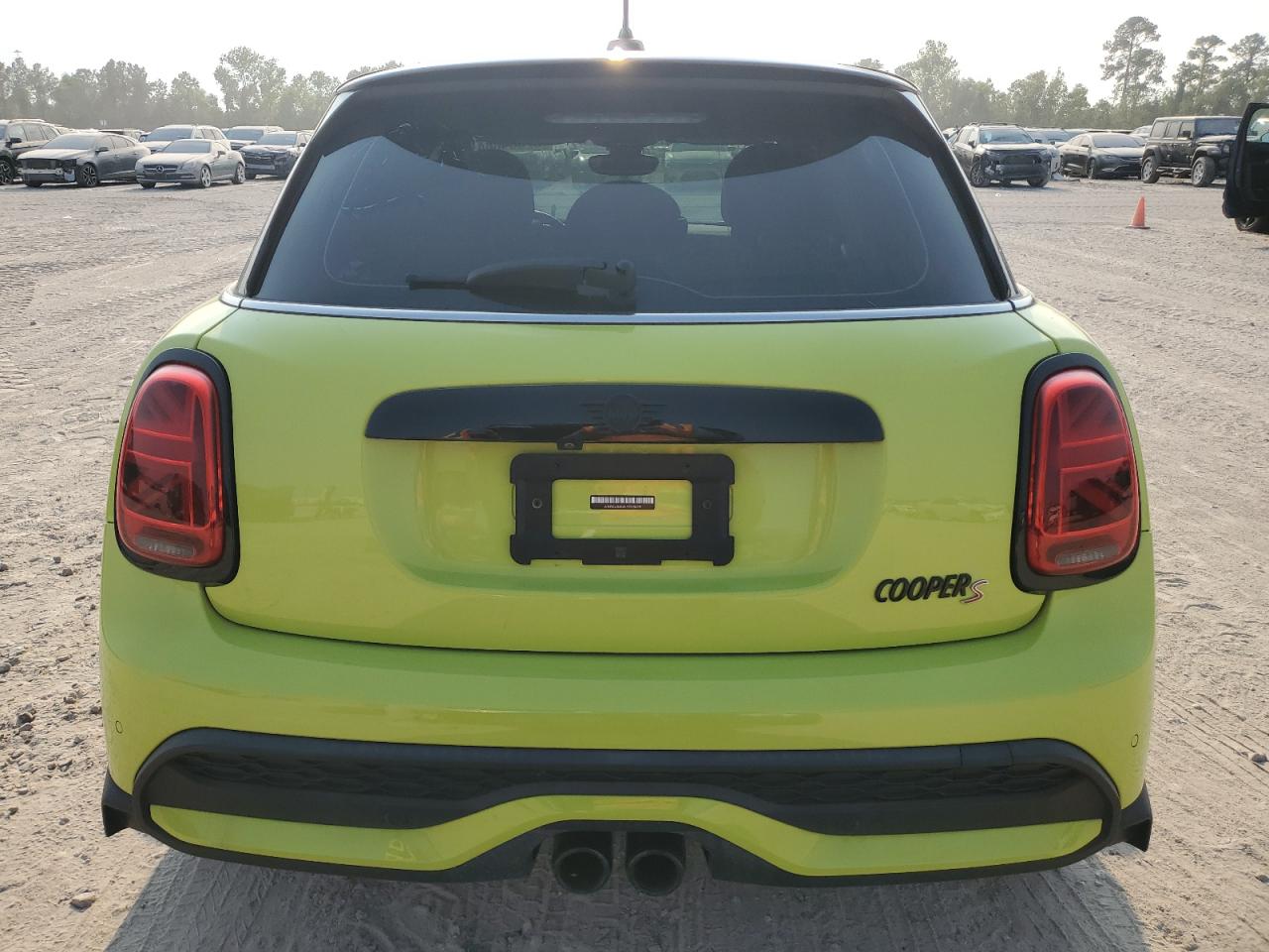 2023 MINI COOPER S VIN:WMW53DK05P2S75828